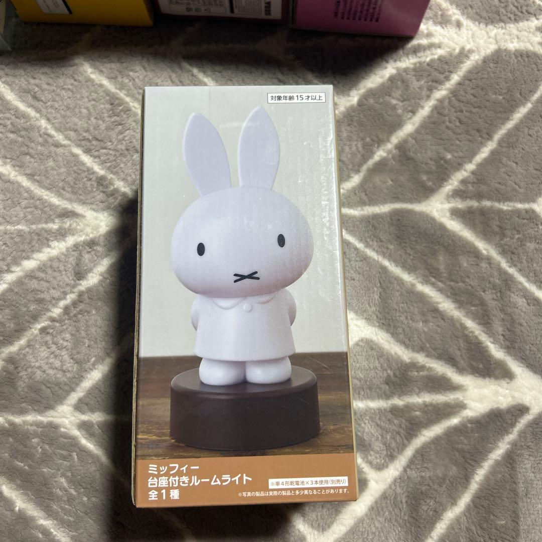 新品未開封　五等分の花嫁 フィギュア・雑貨 ＆ ちいかわ・ミッフィー 5点セット