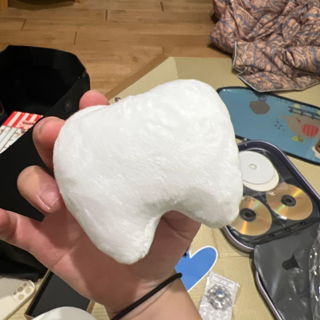 Ado 歯ちゃん　ブローチ等グッズセット