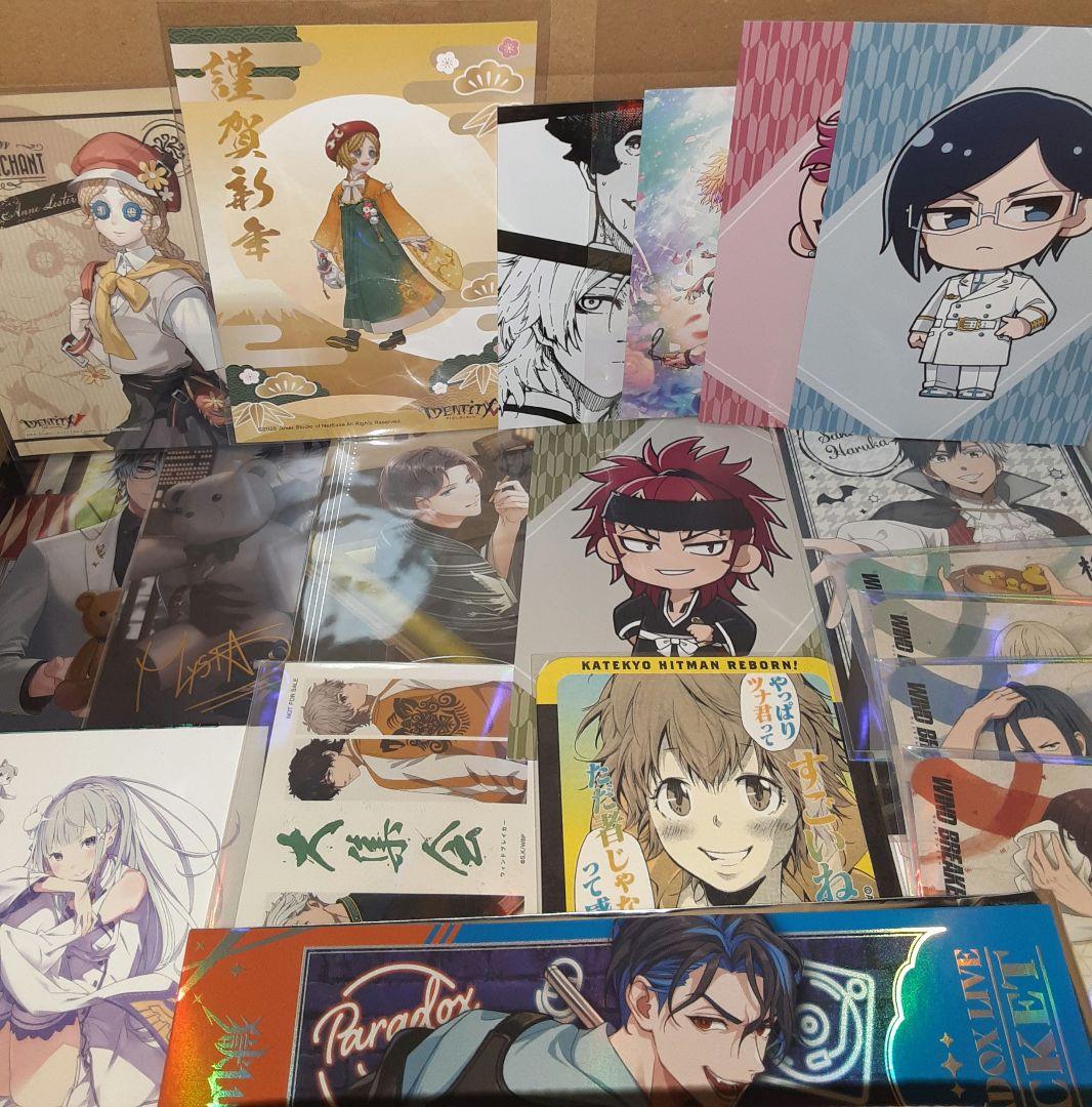 アニメグッズ 紙類・薄物 大量 まとめ売り 1500点