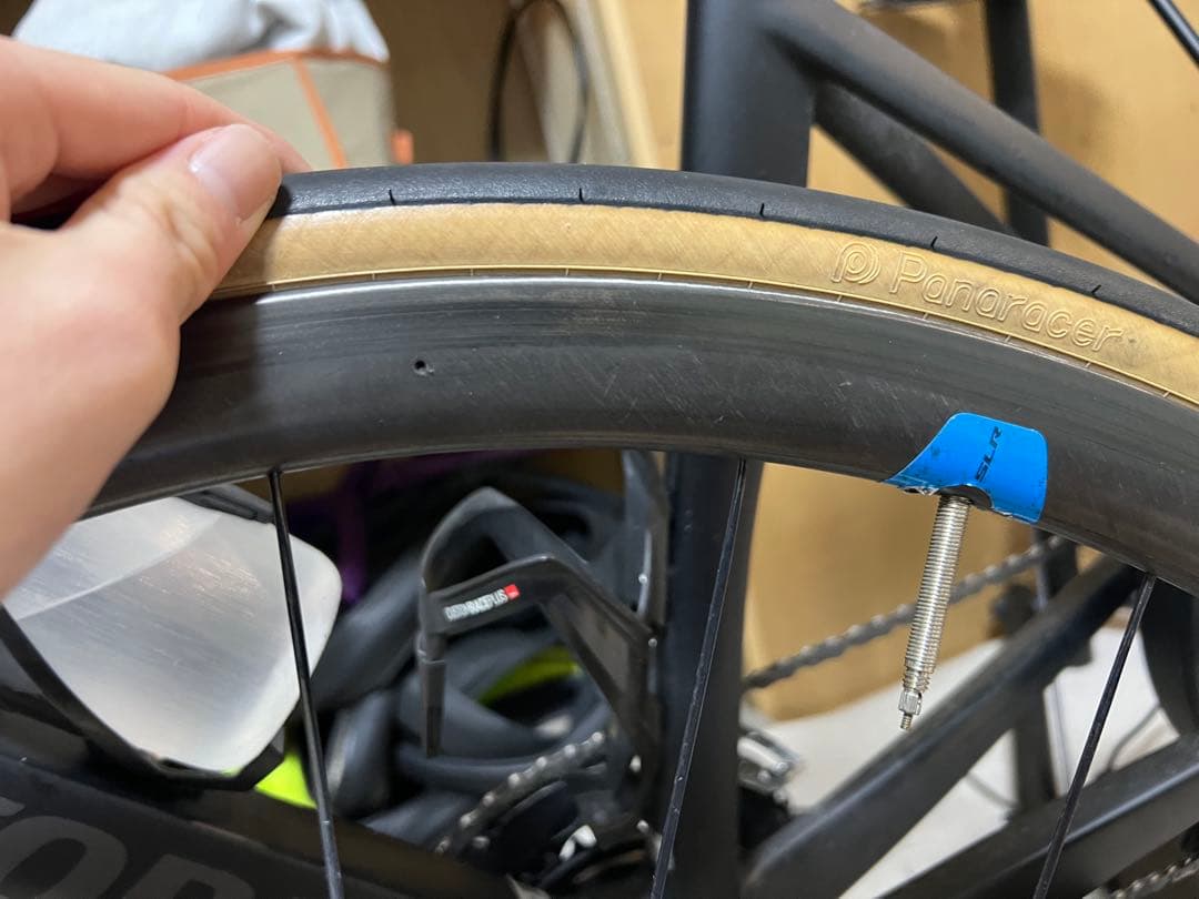 ジャイアントSLR1カーボンホイール