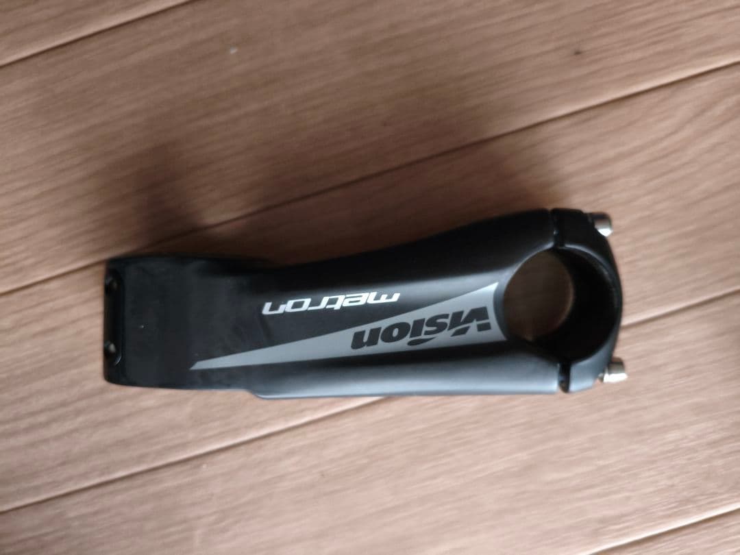 Vision Metron ステム 110mm 31.8mmサイコンマウント付き