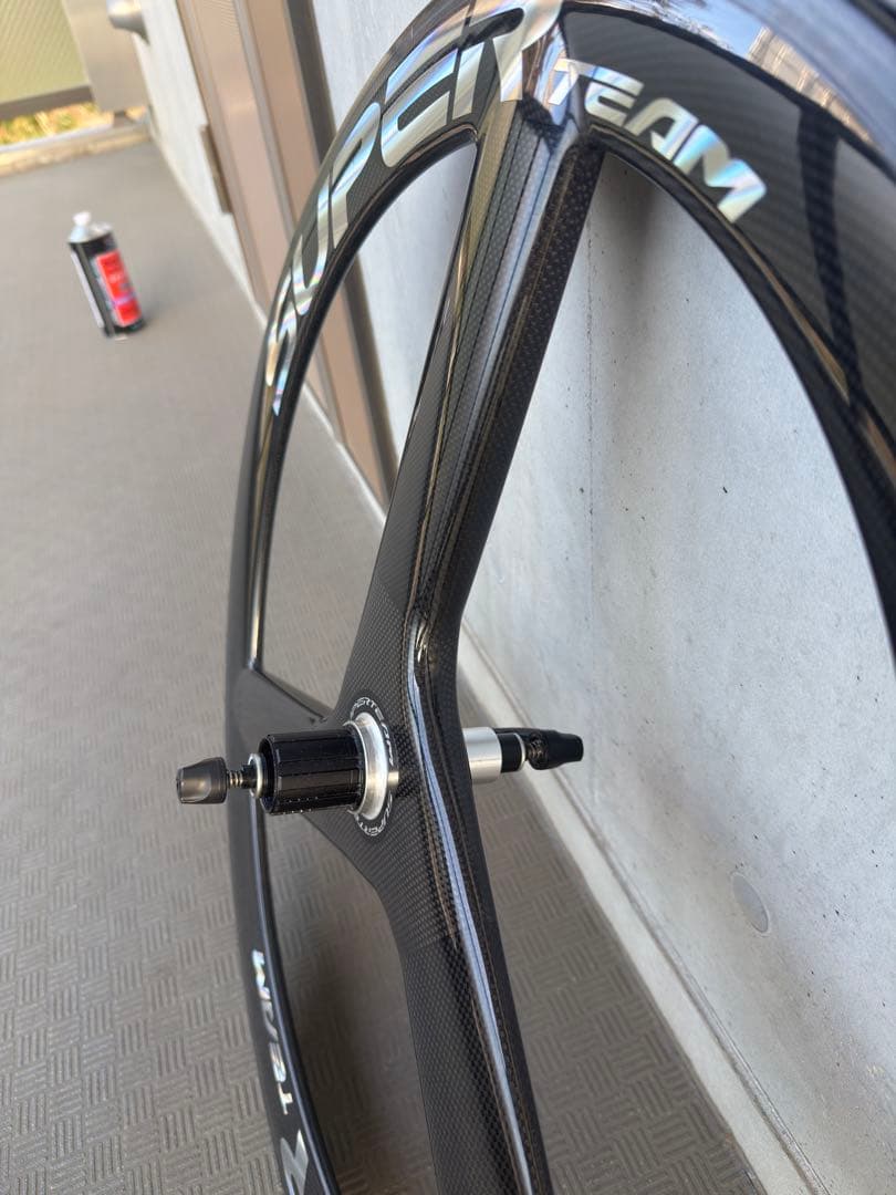SUPER TEAM カーボンAeroホイール