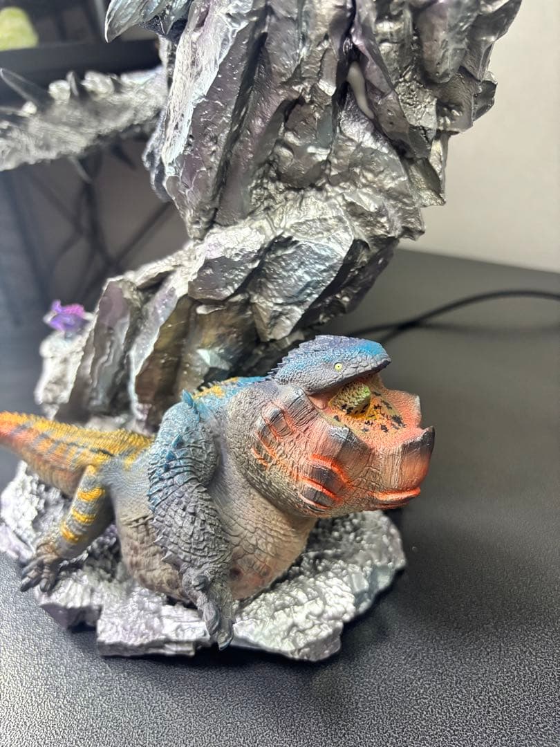 モンスターハンター フィギュア リオレウス希少種 ガレージキット