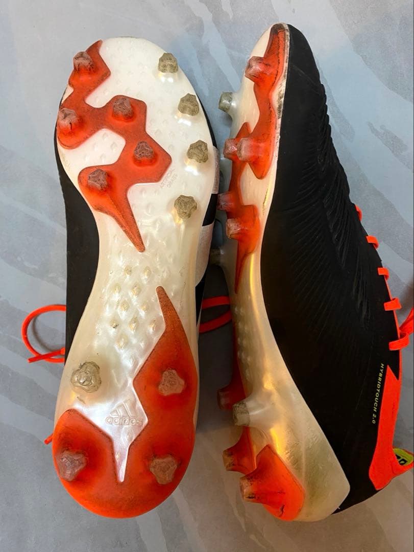 adidas Predator AGソール サッカーシューズ