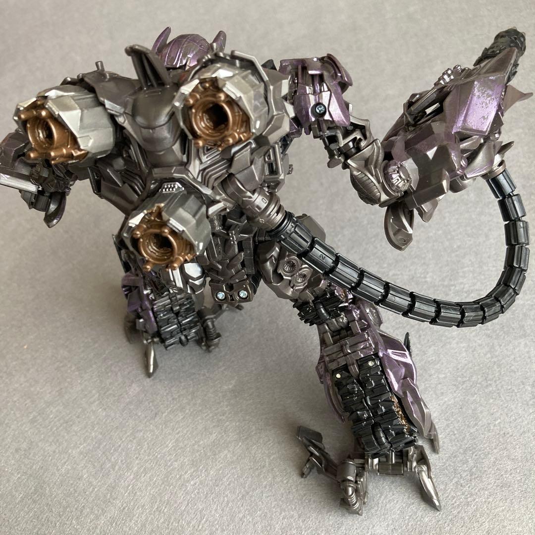 SS-45 ショックウェーブ　トランスフォーマー　スタジオシリーズ