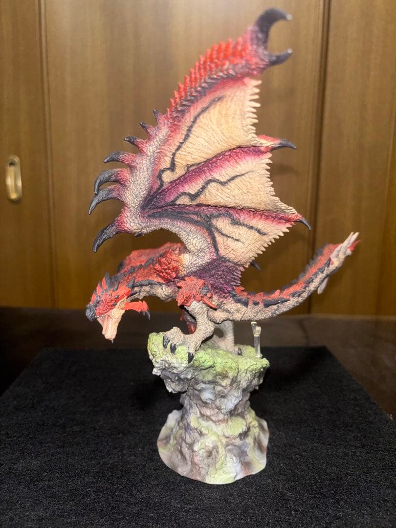 リオレウス クリエイターズモデル モンスターハンター