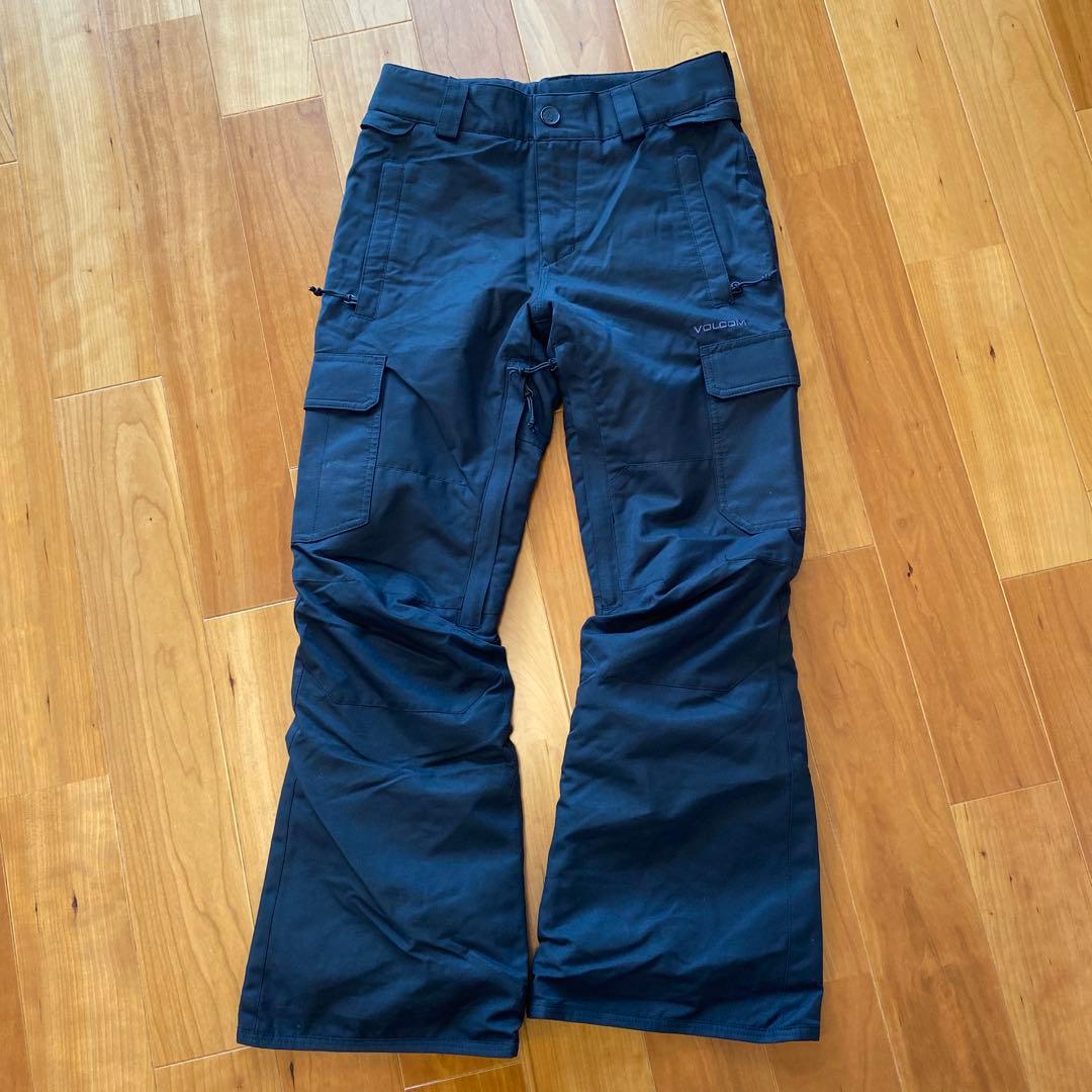 美品⭐︎ボルコムスノーボードウエア　上下　140