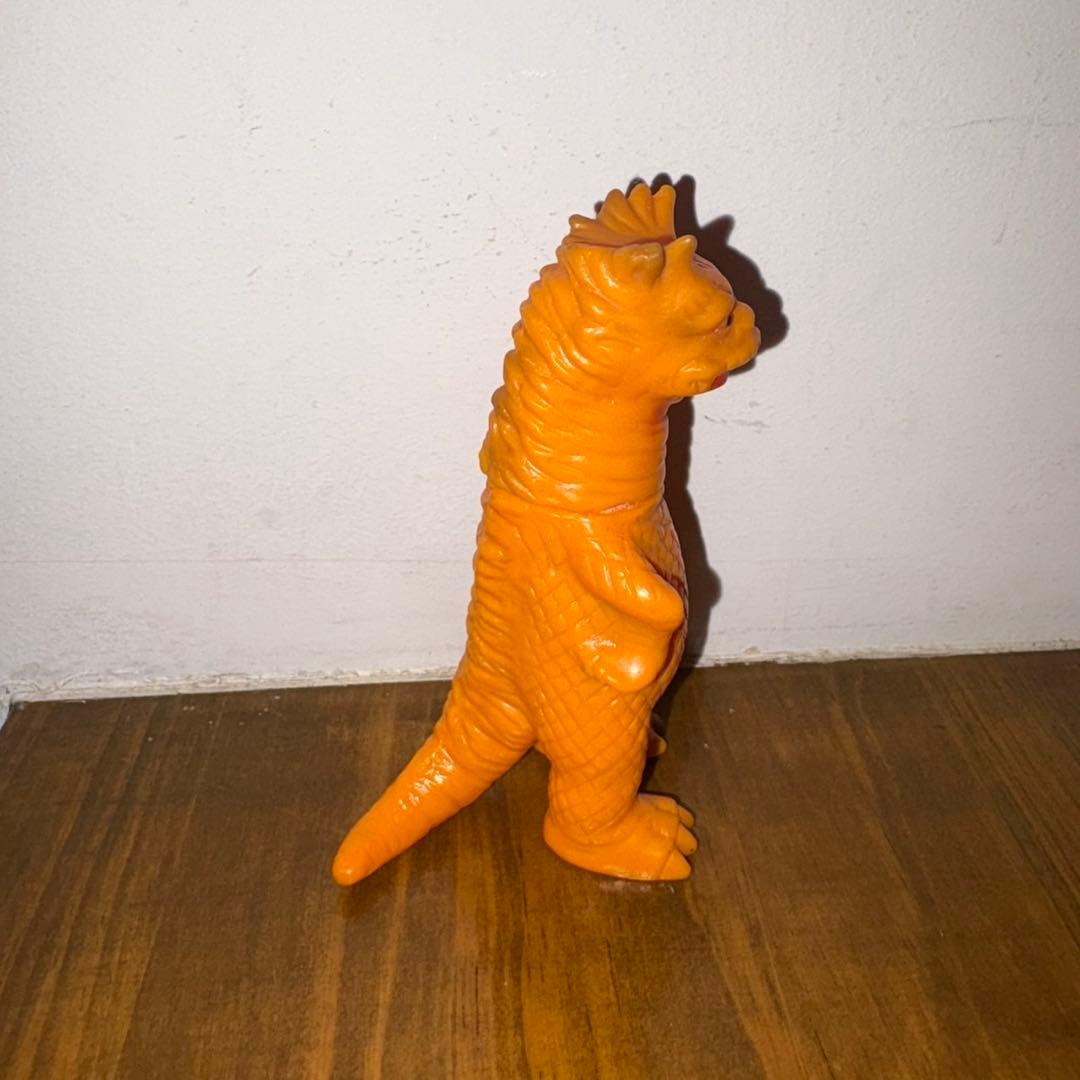 TAA7 ブルマァク ミニサイズ ベムラー ソフビ