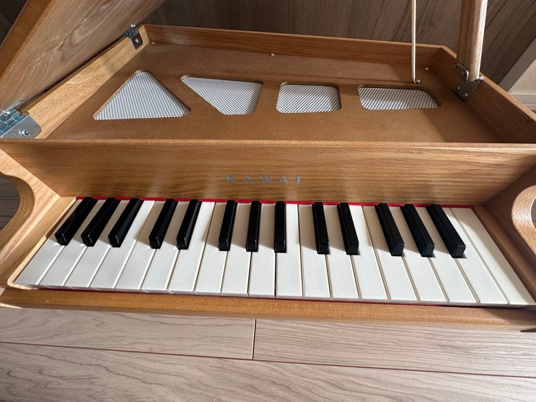 KAWAI GRAND PIANO 木製おもちゃ　ミニピアノ　ナチュラル