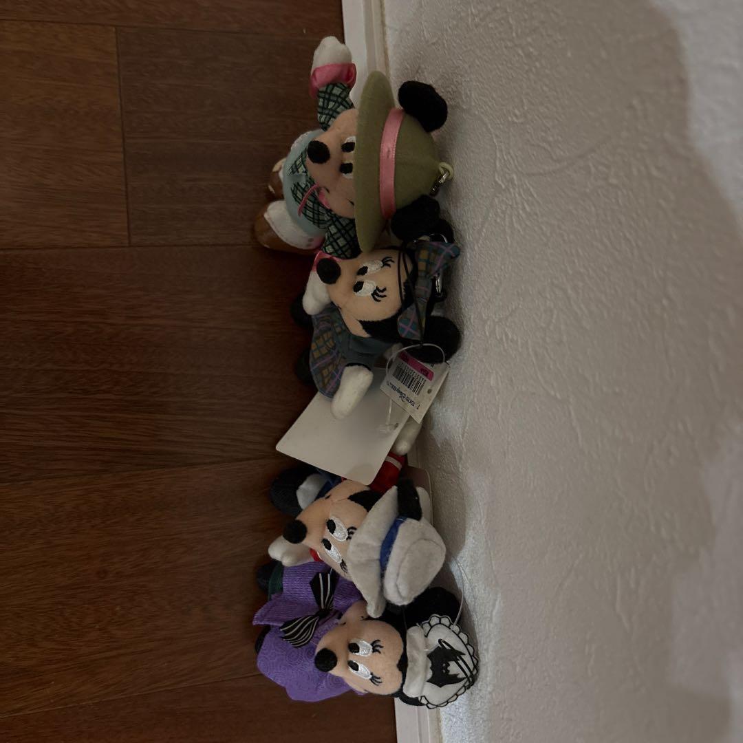 ミニー キャスト ストラップ ホーンデットマンション ディズニー