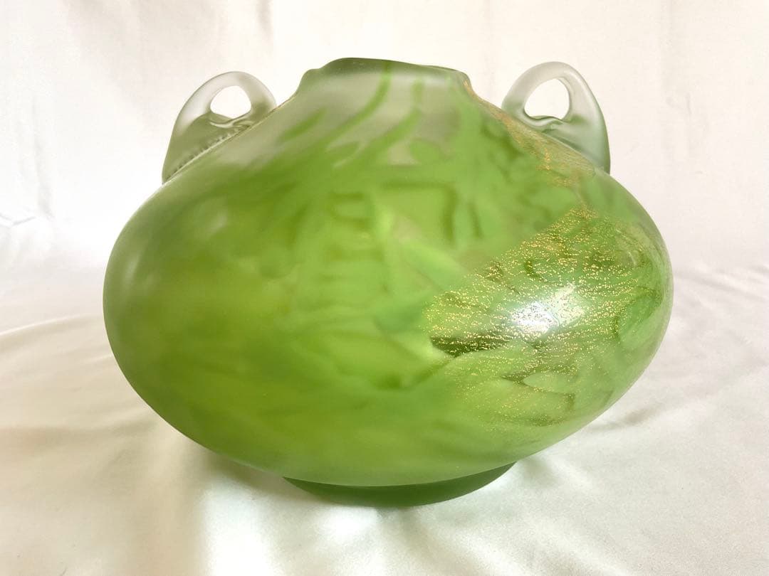 藤田喬平　美しいグリーン模様「ガラス扁壺」