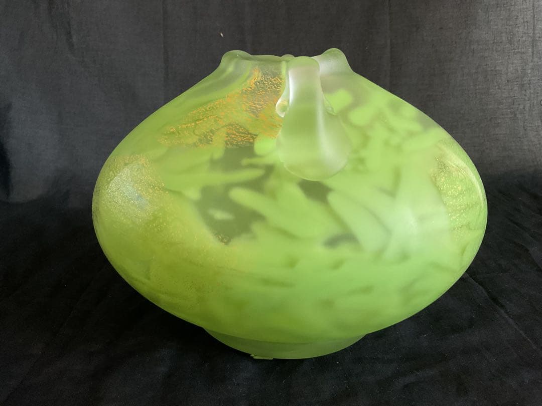 藤田喬平　美しいグリーン模様「ガラス扁壺」