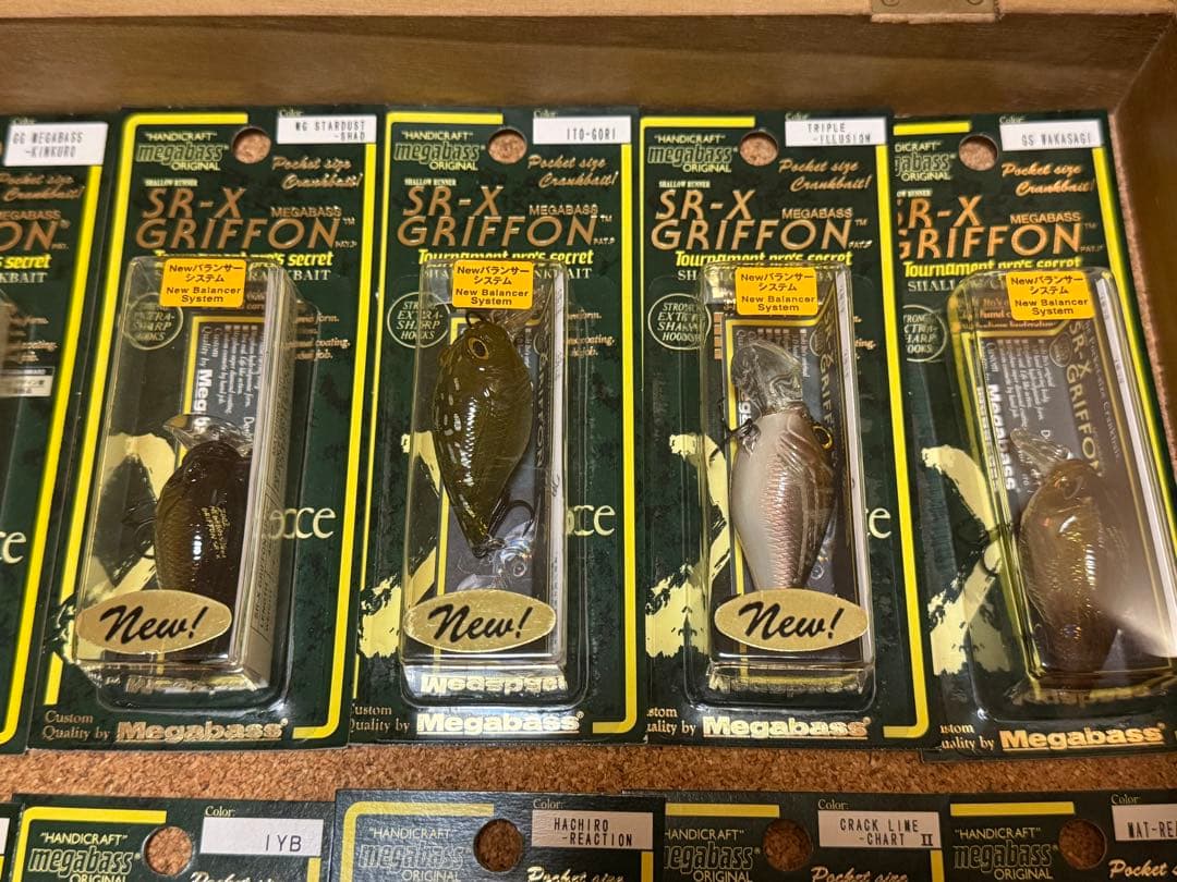 メガバス　SR-Xグリフォン　新品33個　2002年頃のカタログ全カラー