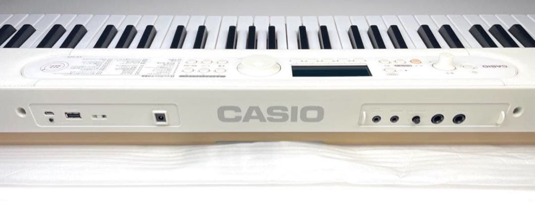 未使用に近い⭐︎CASIO Casiotone LK-526 光デジタルキーボード