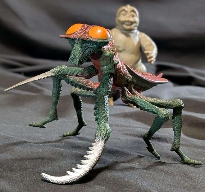 ミニラ＆カマキラス「ゴジラの息子」（バンダイ）ソフビフィギュア２体セット