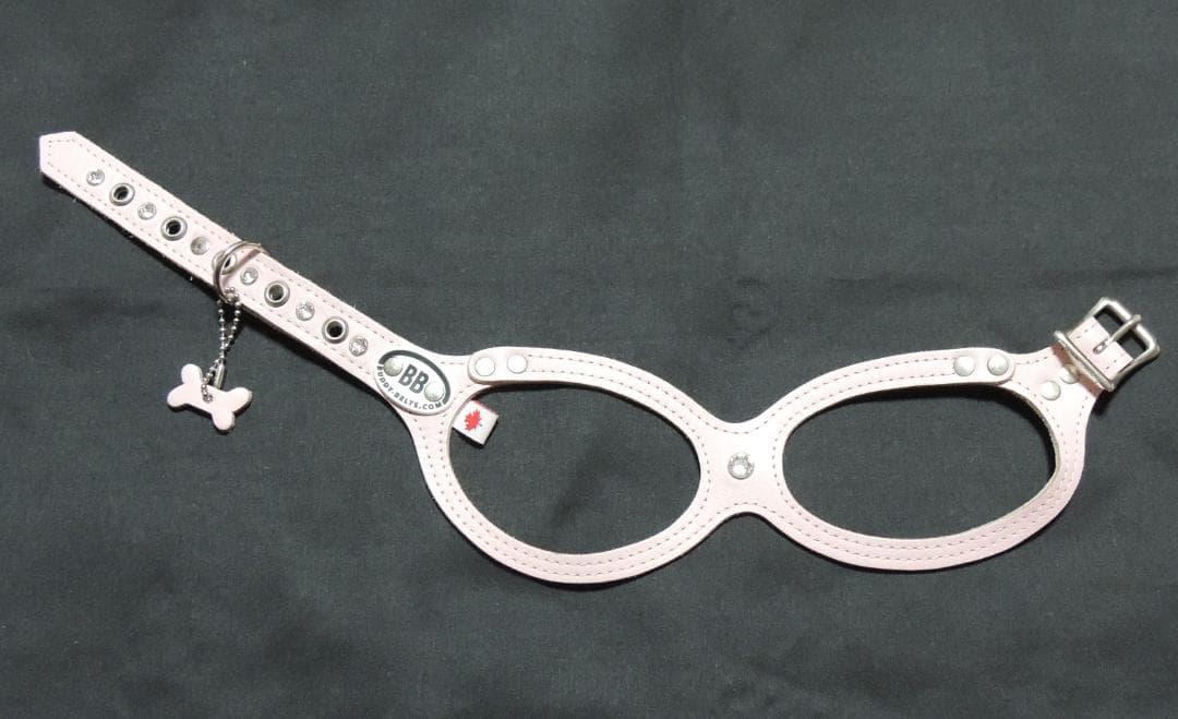 超美品　Buddy Belts バディベルト　ピンク　ストーン付ハーネス　3.5