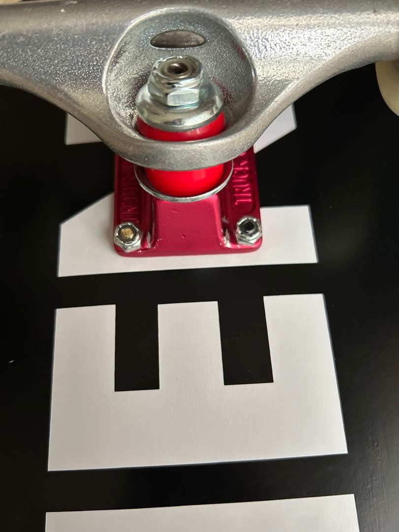 スケートボード　コンプリート　8インチ