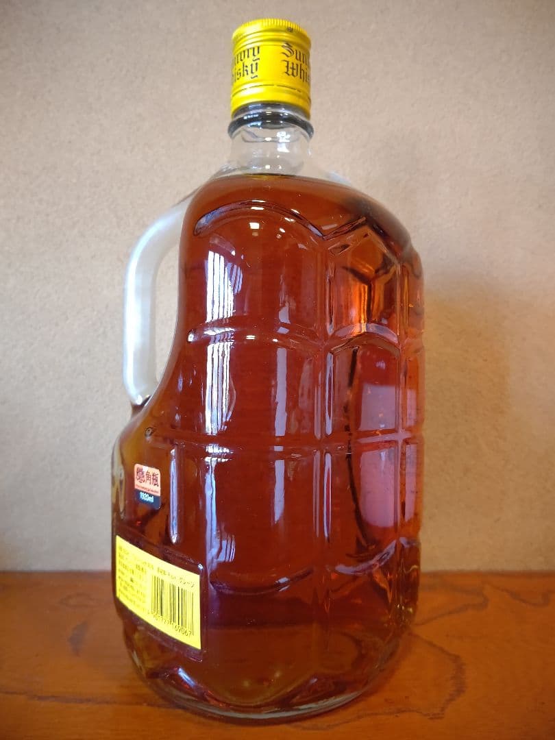 サントリーウイスキー 取っ手付き ガラス ボトル 角瓶 1920ml 終売品