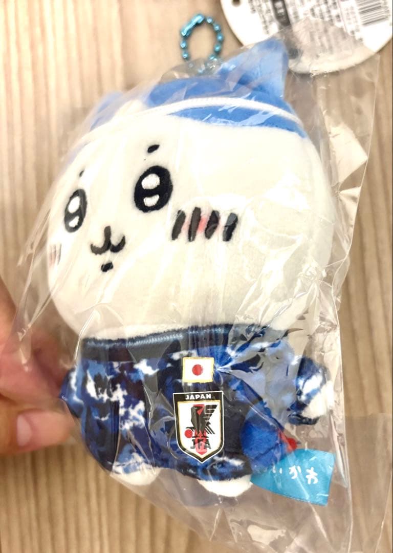 新品 ちいかわ ぷちミニマスコット サッカー 日本代表ver ハチワレ 正規品