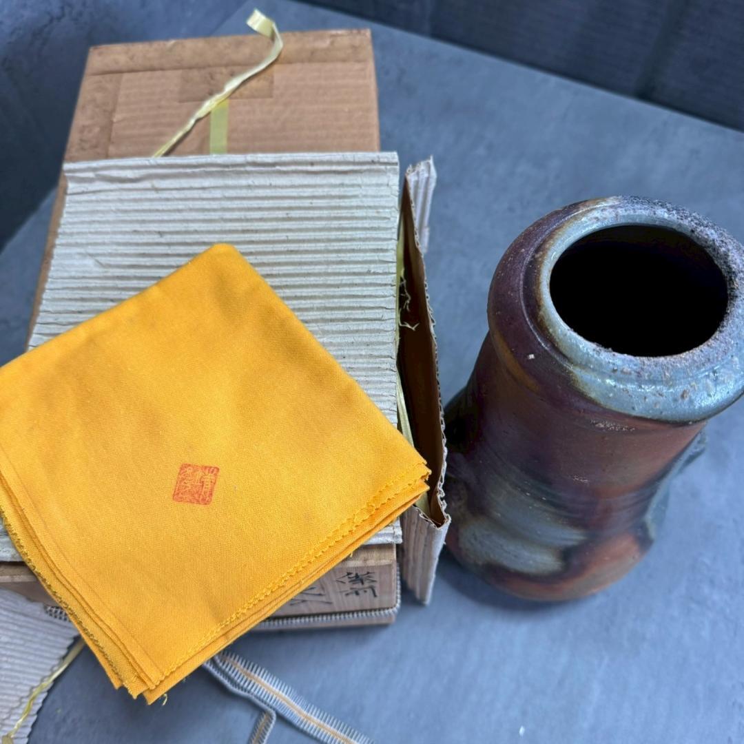 【備前焼】岡安廣宗 作 花入れ 共箱・布付き 本物保証 茶道 華道 花器 花瓶