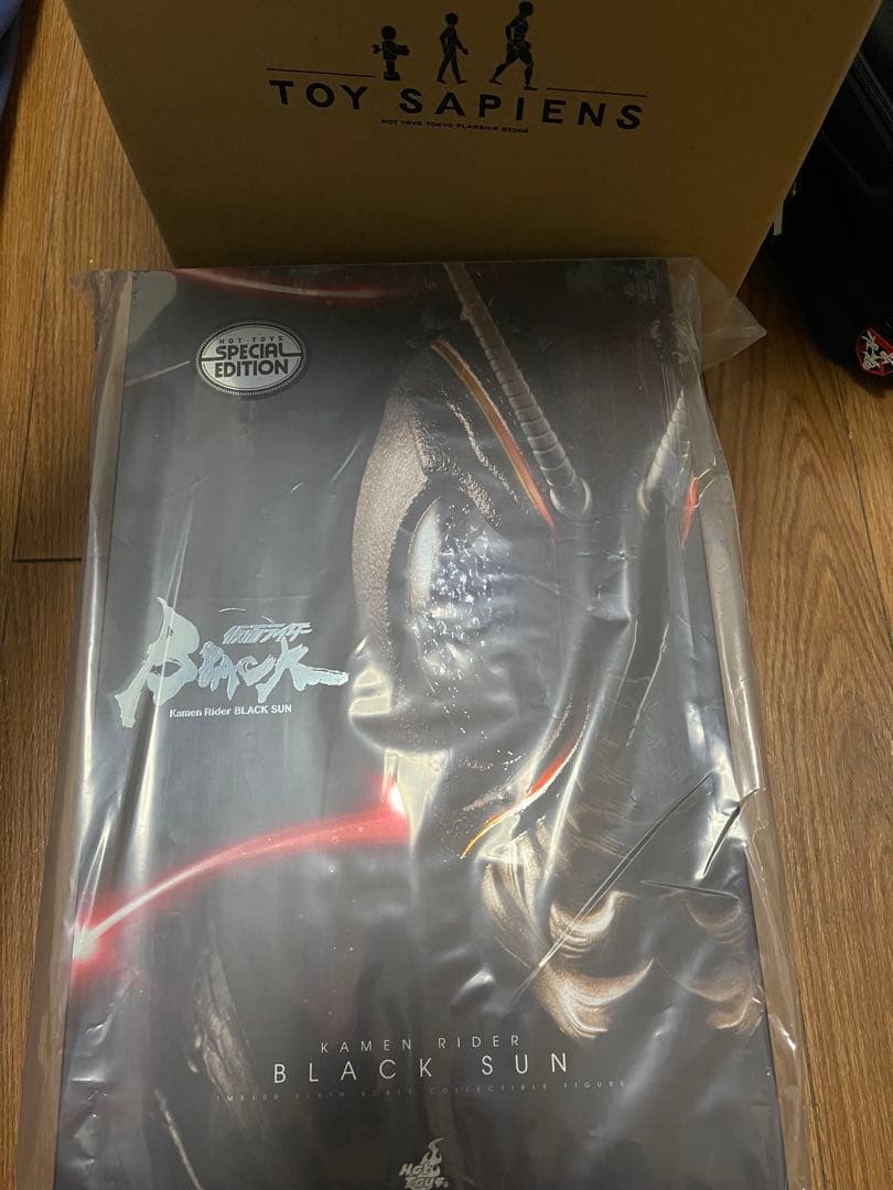 Hot Toys仮面ライダーBLACKSUN ホットトイズ