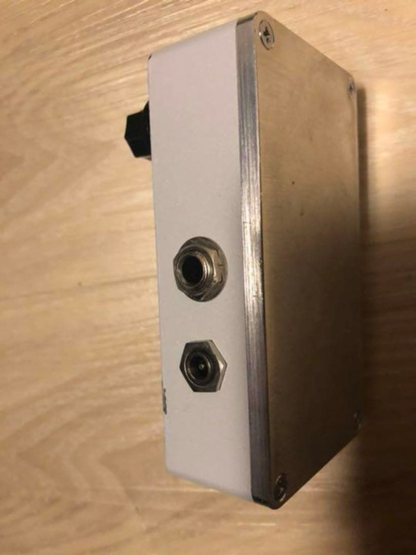 レア Leqtique / Roger