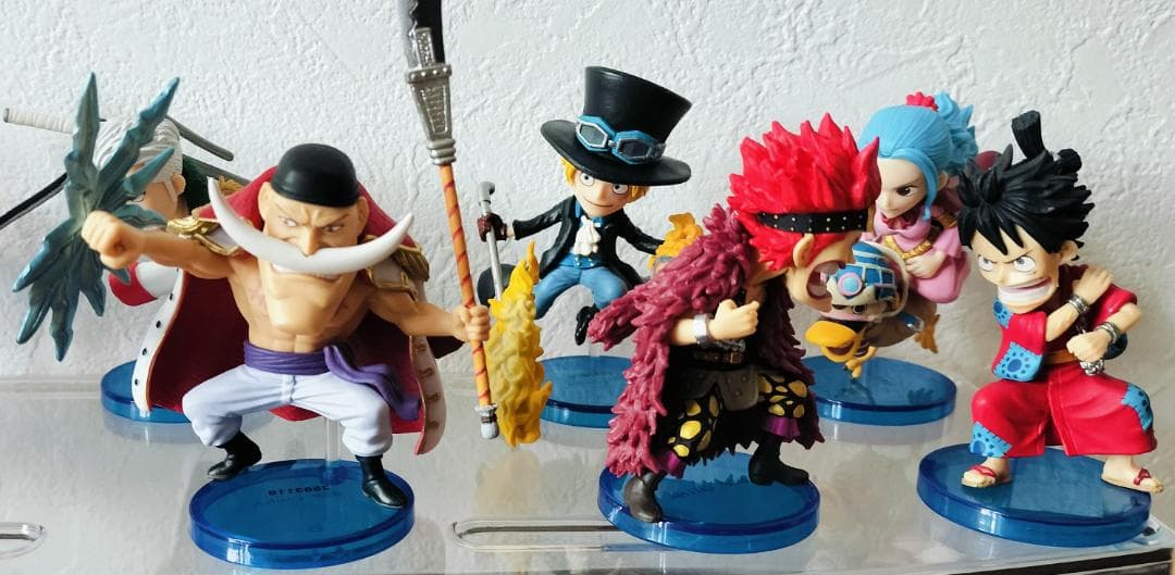 ワンピース　ワールドコレクタブルフィギュア20体　おまけつき
