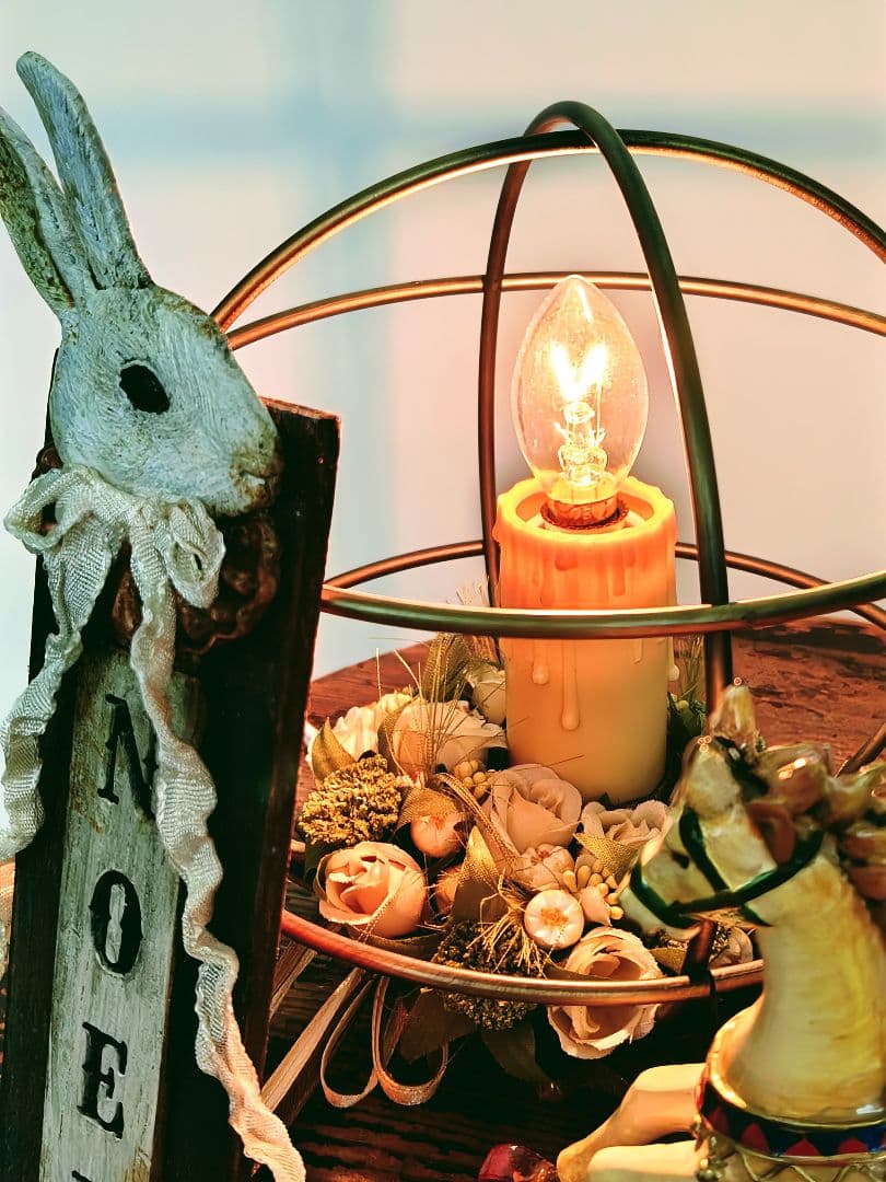 フランスアンティーク✨️キャンドル テーブルランプ　布花リース✩メタルシェード付