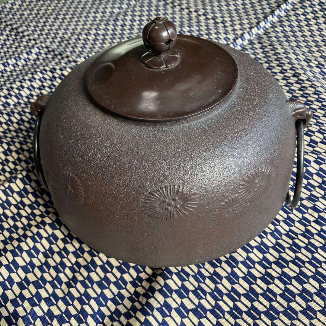 茶道　鬼面風炉　風炉釜
