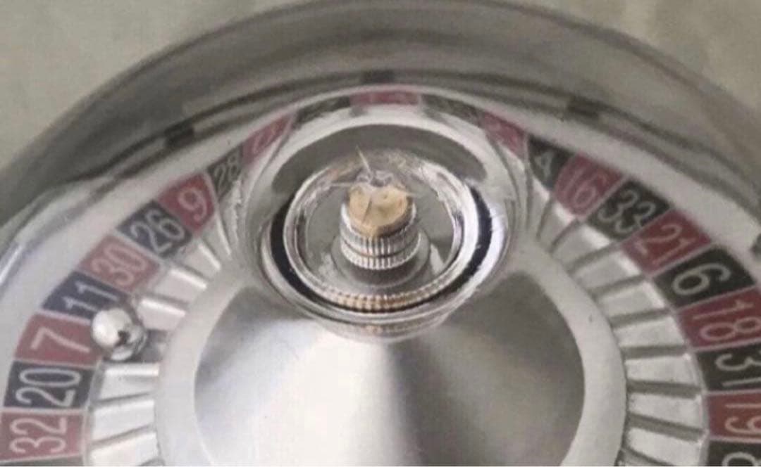 ルーレット式おみくじ器 青色ミニチュアではなく本物です 100円 おみくじ機