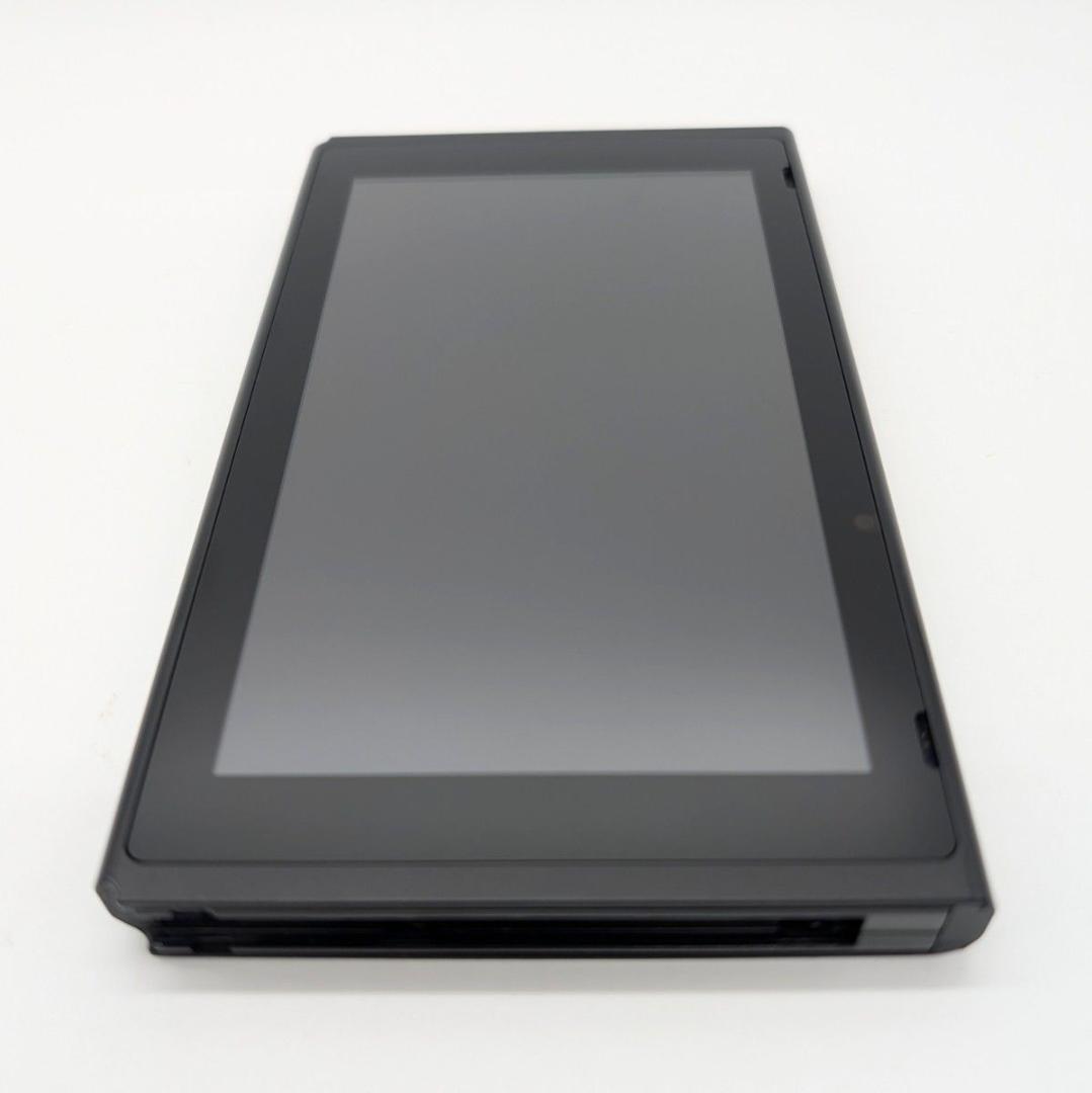 【美品】Nintendo Switch 本体のみ 2018年