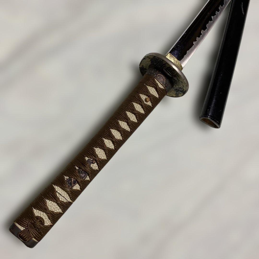 模造刀(居合刀)下緒無し 茶柄 鶴と波絵角丸鍔