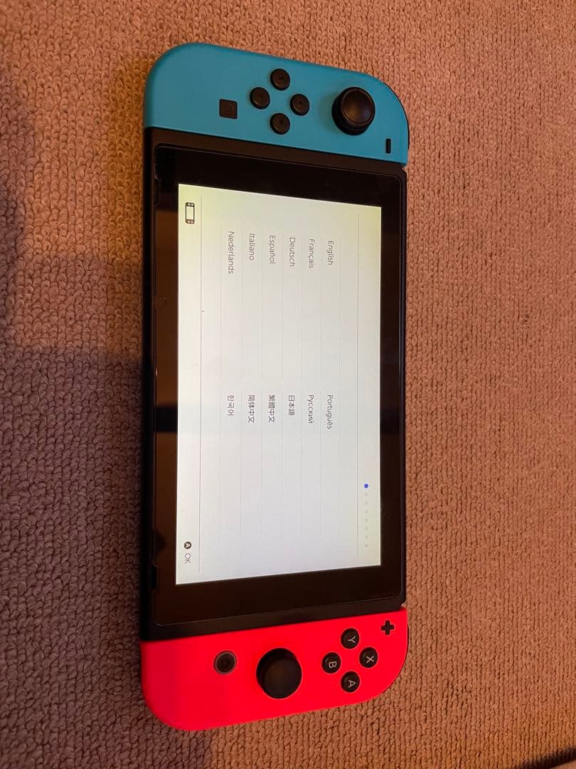 Nintendo Switch 本体 赤/青 Joy-Con付き【黄ばみ有り】