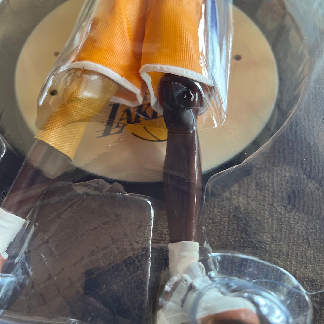 【ほぼ新品】Kobe Bryant コービブライアント　フィギュア　約34cm