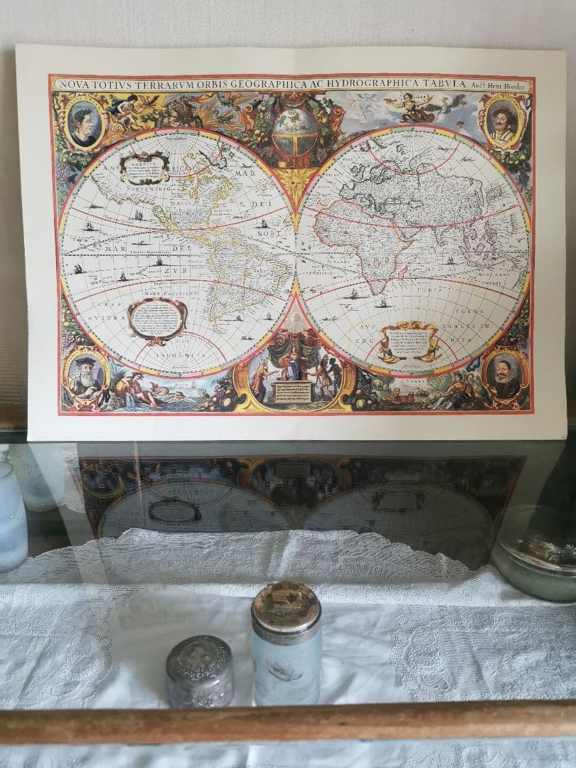 アンティーク ドイツ ローゼル 1641年の世界地図復刻 四元素 版画風印刷紙