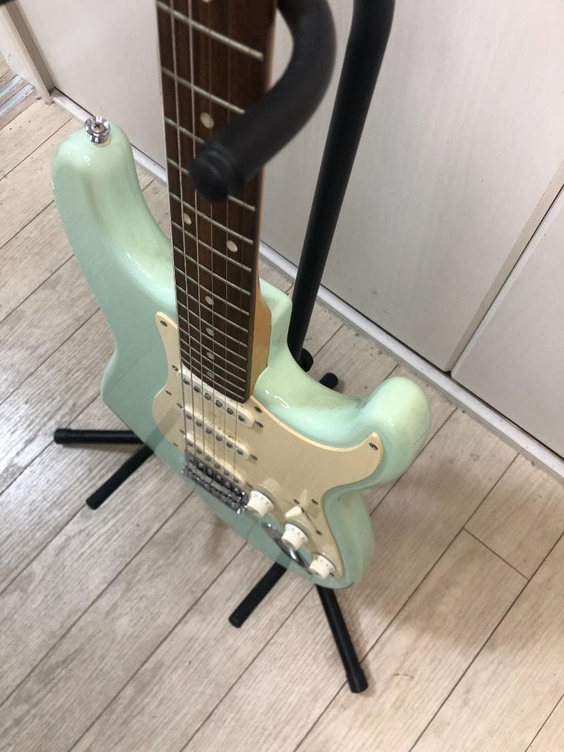 Fender Squier ストラトキャスター ギグバッグ付き