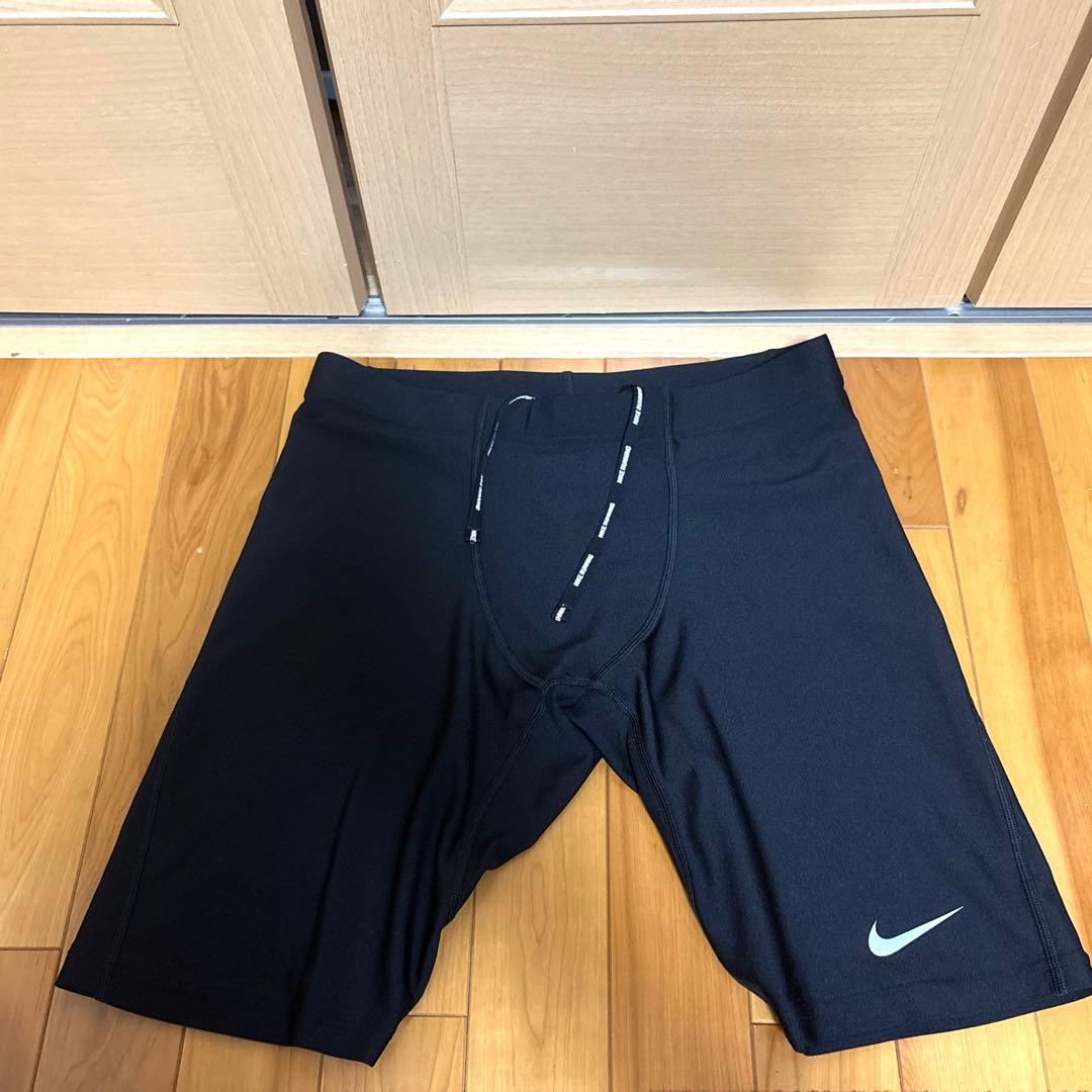 Nike エアロスイフト