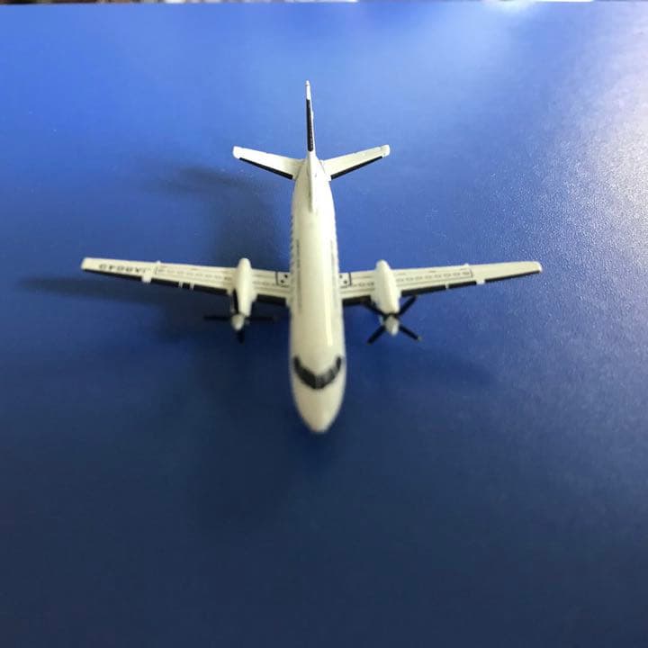ミニカー 1/400 ANA Q400 JAC 340B