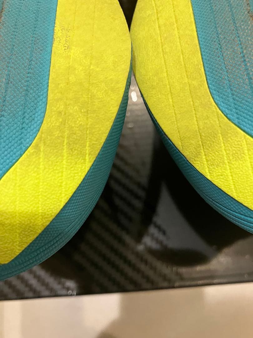 サッカニー エンドルフィン エリート 2 28.0 美品