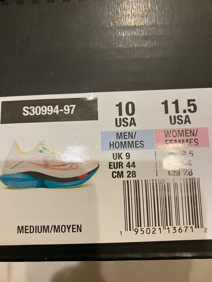 サッカニー エンドルフィン エリート 2 28.0 美品