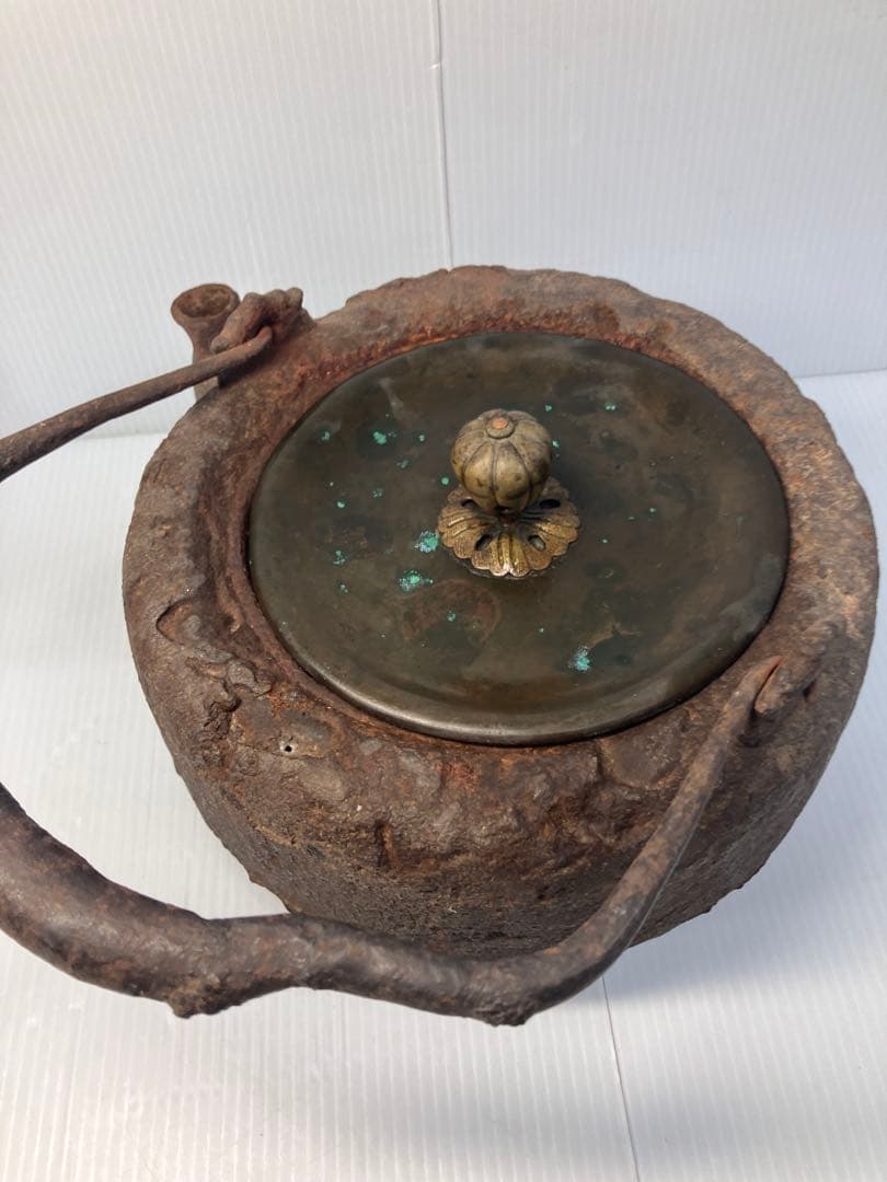 A【鉄瓶 / 薬缶/急須】工芸品 囲炉裏　金属工芸 アンティーク