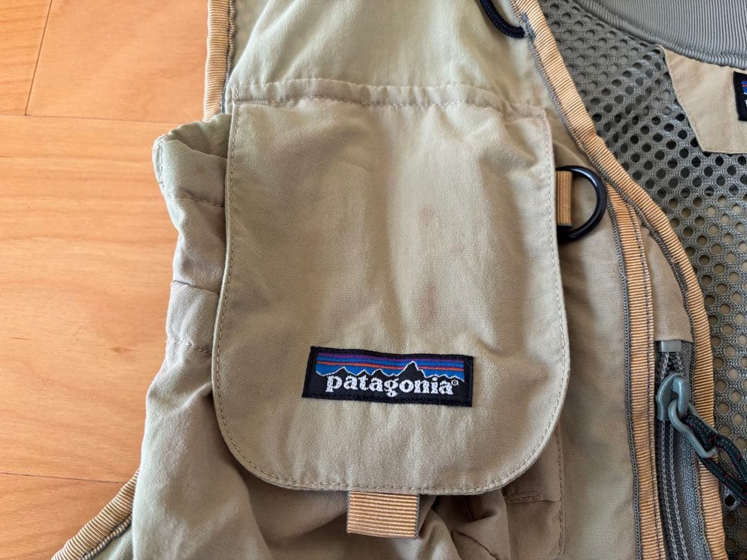 patagonia フィッシングベスト ベージュ　Sサイズ