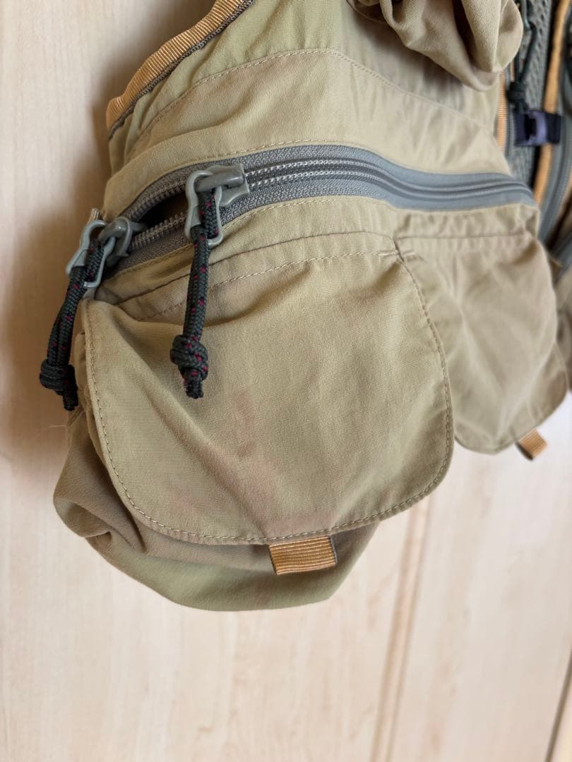 patagonia フィッシングベスト ベージュ　Sサイズ