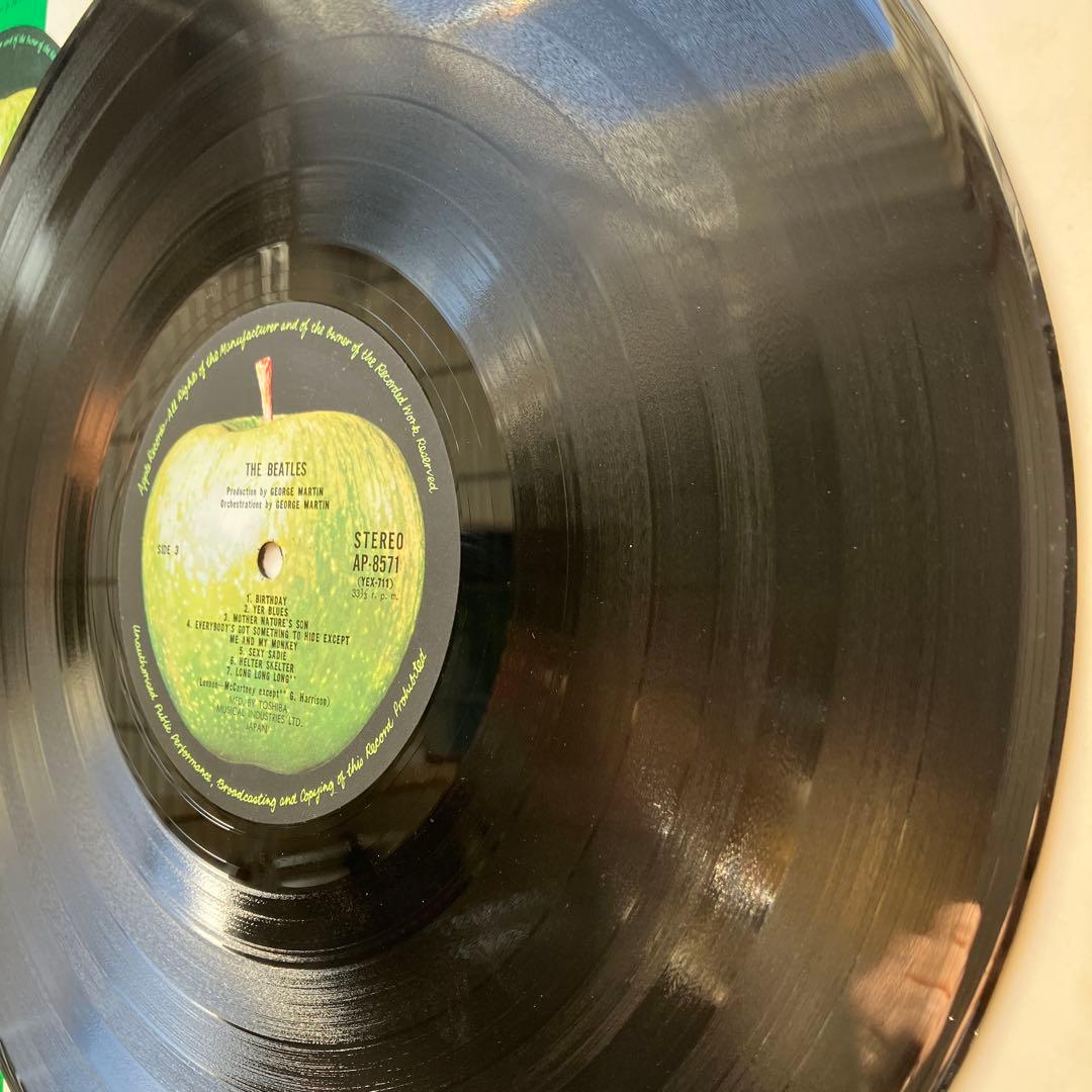 LPレコード　The Beatles アルバム 豪華カラー•ポートレート付き