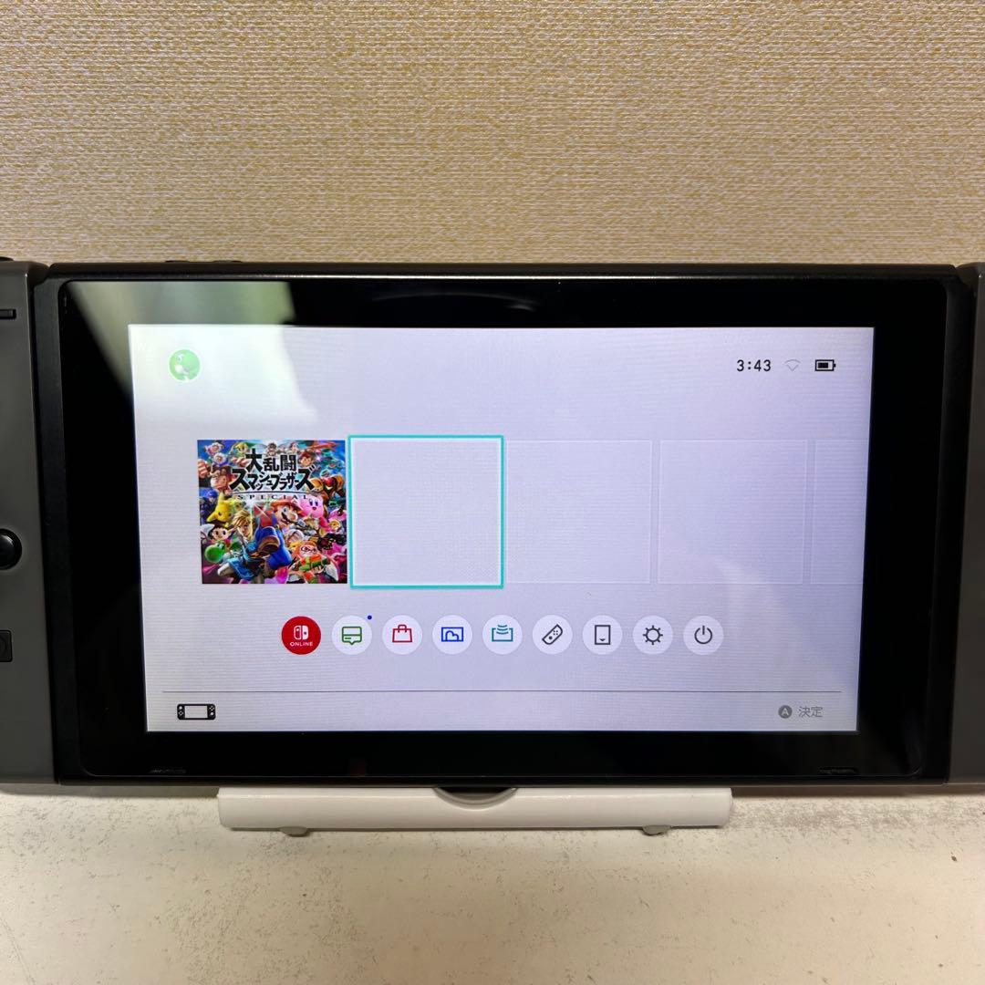 ニンテンドー　Switch グレー