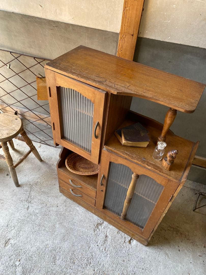 ビンテージ モールガラスのキャビネット ※送料込みに変更します