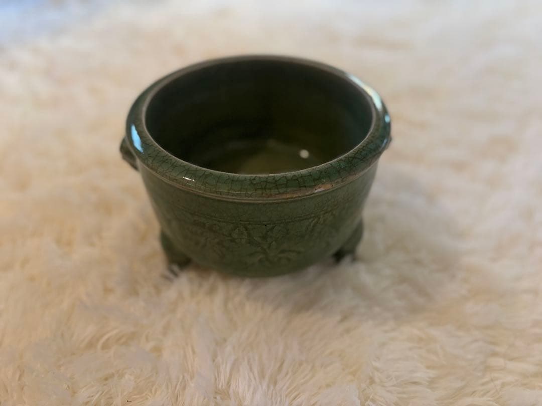 骨董　緑色 陶器 香炉　彫刻装飾付き