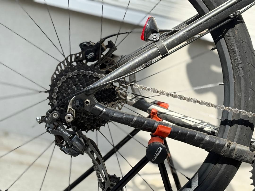 SPECIALIZED Hardrock Sport ブロックタイヤセット⭐️