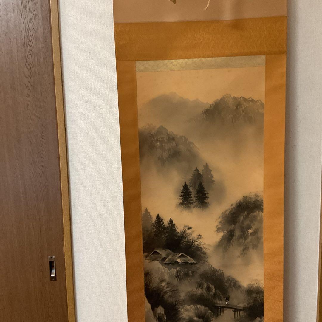 絹本水墨山水図 【 国 麗 筆 】落款印譜在 長閑な山村風景画