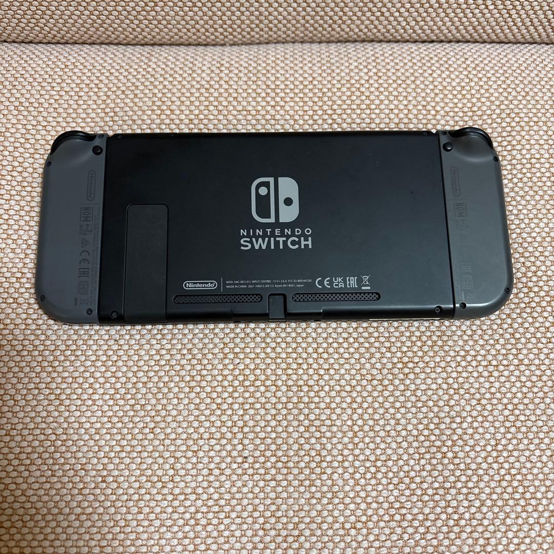 Nintendo Switch 本体 + 付属品　＋　あつまれどうぶつの森ソフト